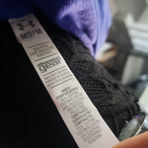 Under Armour Hoodie! - Picture 5 of 5